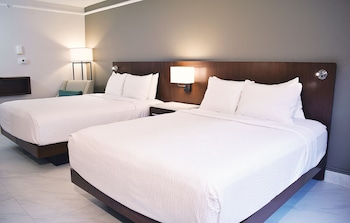 Classic Room, 2 Queen Beds, Hearing Accessible