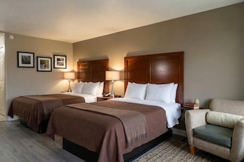 Room, 2 Queen Beds, Non Smoking