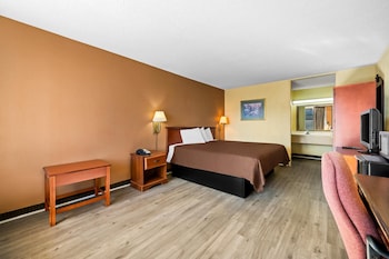 Standard Room, 1 King Bed, Smoking