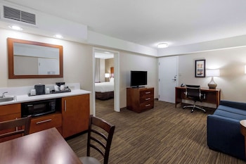 Suite, Non Smoking (Upgrade)