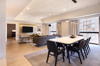 Suite (Specialty)