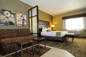 Suite, 1 King Bed with Sofa bed, Non Smoking, Refrigerator & Microwave (with Sofabed)