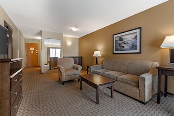 Suite, Multiple Beds, Non Smoking, Refrigerator & Microwave (with Sofabed)