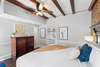 Premier Room, 1 King Bed, Non Smoking