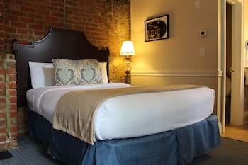 Basic Room, 1 Double Bed, Non Smoking