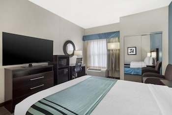 Standard Room, 1 Queen Bed, Accessible, Non Smoking