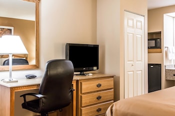 Standard Room, 1 King Bed, Non Smoking