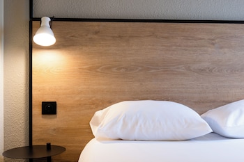 Single Room, 1 Double Bed