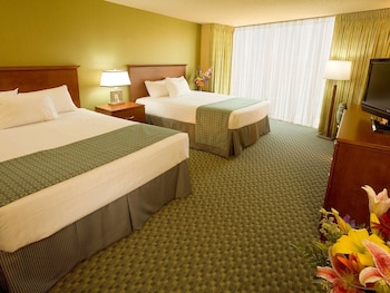 Luxury Room, 2 Queen Beds