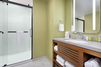 Classic Room, 2 Queen Beds