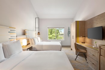 Room, 2 Queen Beds, Hearing Accessible (Hearing)