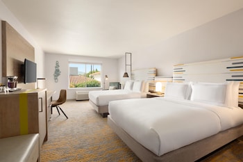 Classic Room, 2 Queen Beds