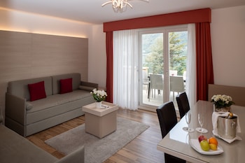 Overview Suite, Balcony, Lake View