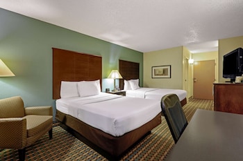 Room, 2 Double Beds, Accessible, Non Smoking (Mobility Accessible)
