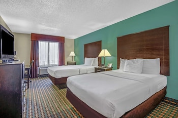 Room, 2 Double Beds, Accessible, Non Smoking (Mobility)