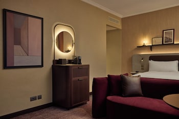 Executive Room, 1 King Bed (Grand)