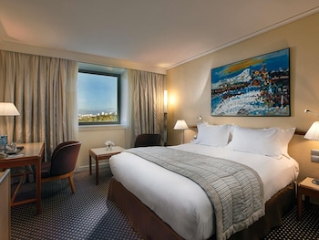 Superior Room, 1 King Bed, City View