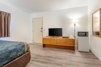 Room, 1 Queen Bed, Accessible, Non Smoking
