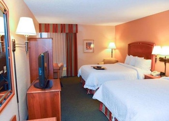 Standard Room, 2 Queen Beds, Non Smoking