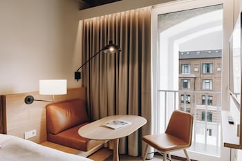 Classic Room, 1 King Bed