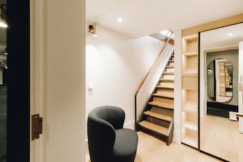 Suite, Tower (Waterfront)