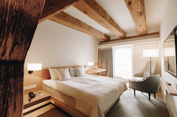 Superior Room, 1 King Bed