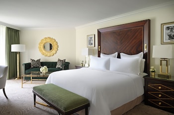 Premier Room, 1 King Bed (Golf)