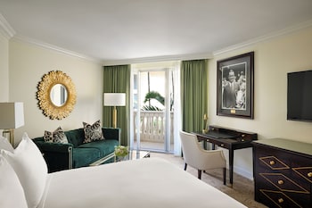 Premier Room, 1 King Bed (Golf)
