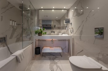 Deluxe Room, 1 Double Bed
