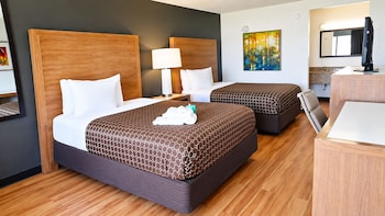 Deluxe Room, 2 Double Beds, Smoking