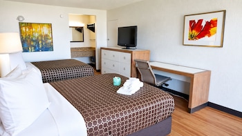 Deluxe Room, 2 Double Beds, Non Smoking