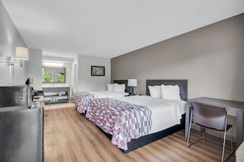 Deluxe Room, 2 Queen Beds, Accessible, Non Smoking