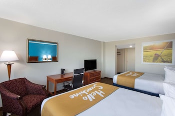 Deluxe Room, 2 Queen Beds, Non Smoking
