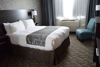 Business Room, 1 Queen Bed, Non Smoking (Upgrade)