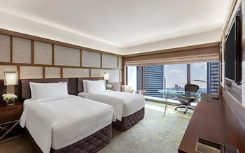 Deluxe Panoramic 02 Bedrooms, Connecting Rooms, High Floor, City View