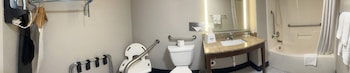Room, 1 King Bed, Accessible, Non Smoking (Mobility/Hearing/Tub w/Grab Bars)