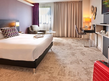 Comfort Room, 1 Queen Bed, Non Smoking (Larger Room)