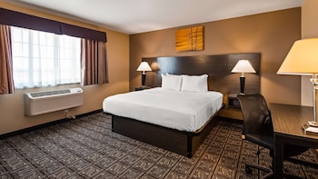 Standard Room, 1 Queen Bed, Non Smoking (No Pets in room type)