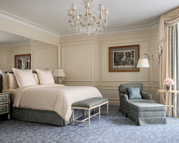 Executive Suite (Two Twin)