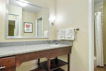 Suite, 1 Bedroom, Kitchen, Pool View (2 Double Bed with Sofa Bed)