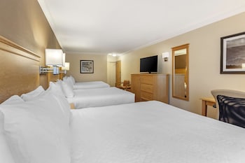 Standard Room, 2 Queen Beds, Non Smoking (Oversized Room)