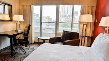 Standard Room, 1 King Bed, Balcony