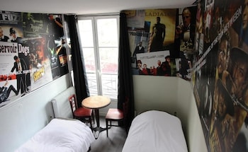 Twin Room (Urban)