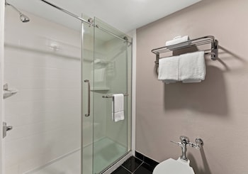 Deluxe Room, 2 Queen Beds, Non Smoking