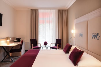 Deluxe Top View Room with Balcony
