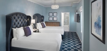 Deluxe Room, 2 Queen Beds, Bay View (Grab Bars)