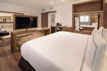 Premium Room (The Level)