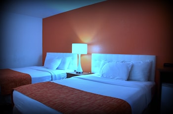 Standard Room, 2 Queen Beds, Non Smoking