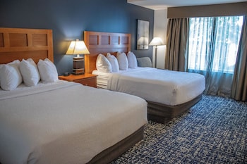 Room, 2 Queen Beds, Non Smoking