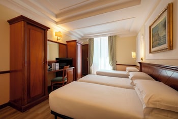 Classic Quadruple Room